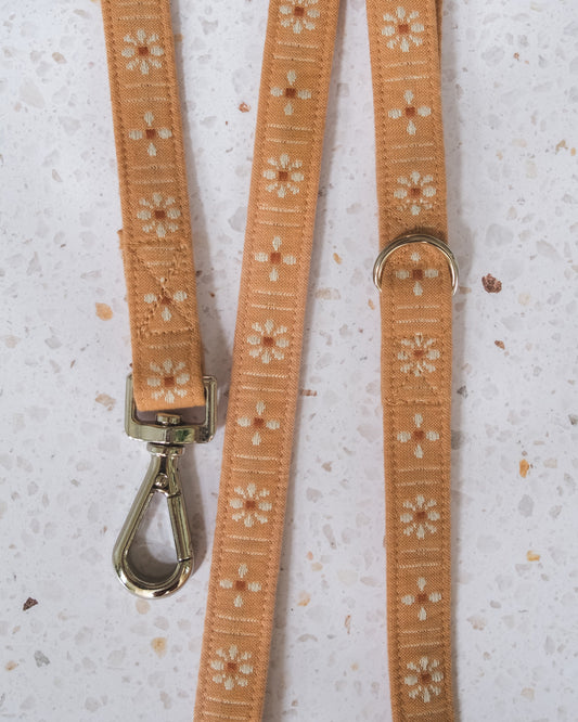 Leash - Daisy Peach