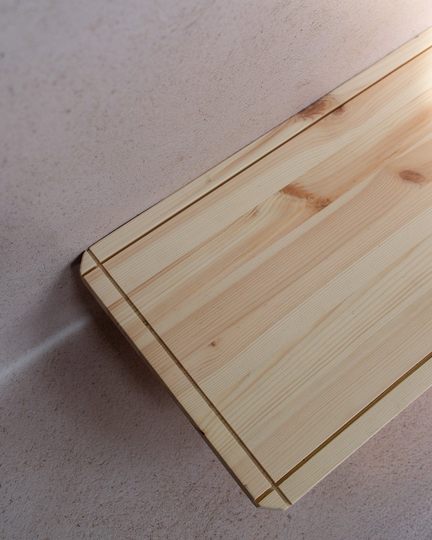 Raised Bowl Stand - Nordic