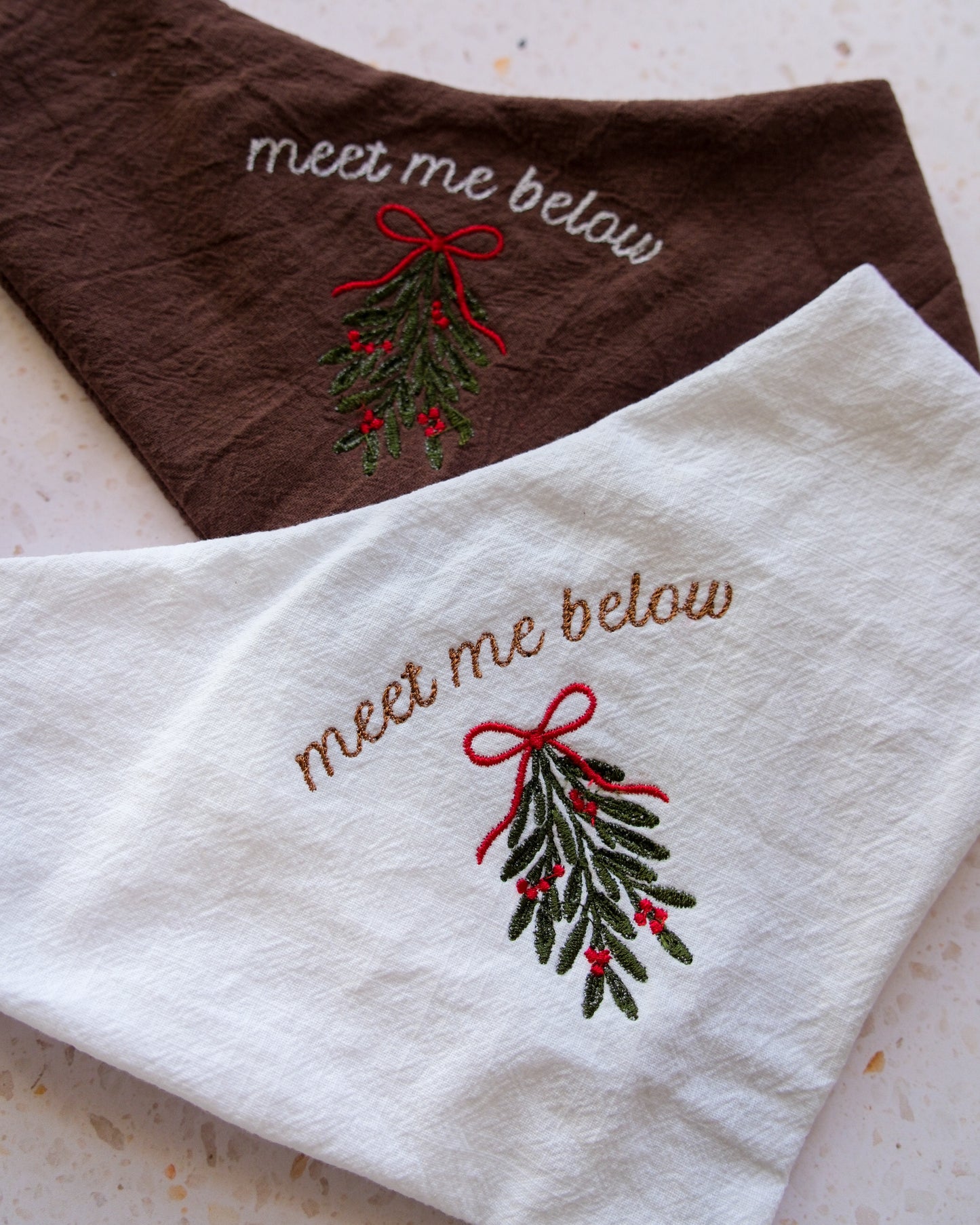 Bandana - Meet Me Under the Mistletoe