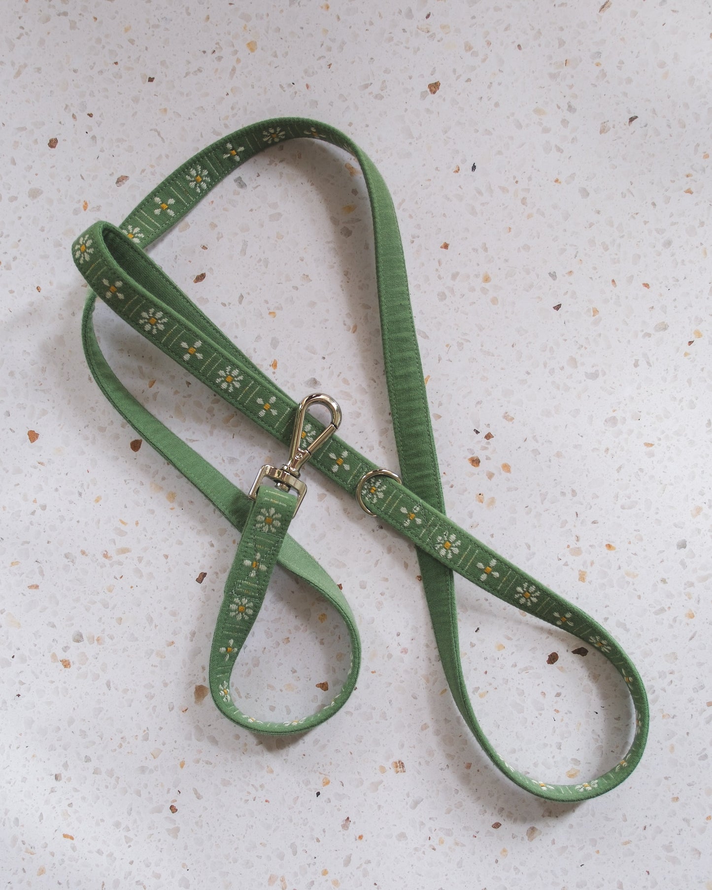 Daisy Leash - Meadow Green