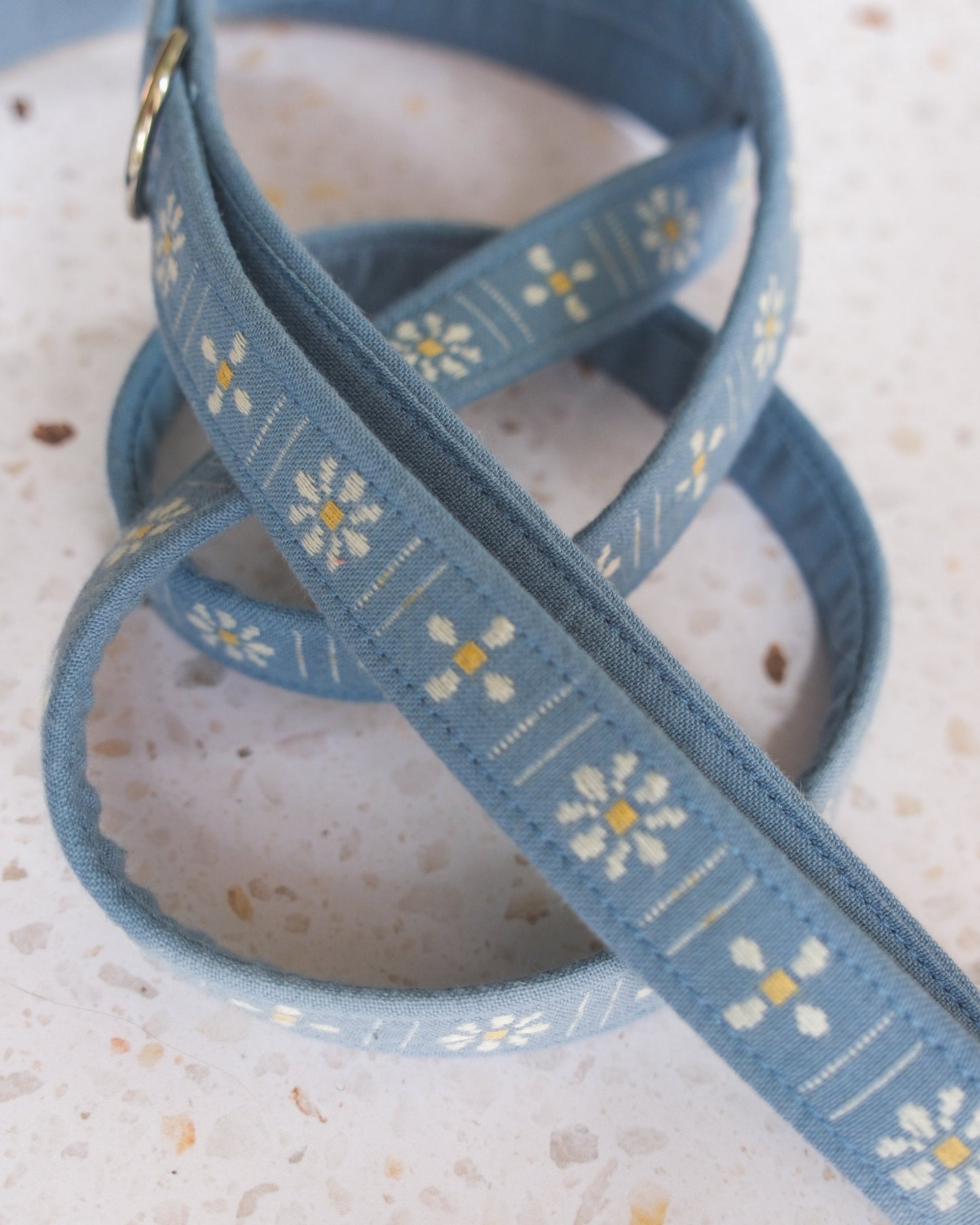 Daisy Leash - Stone Blue