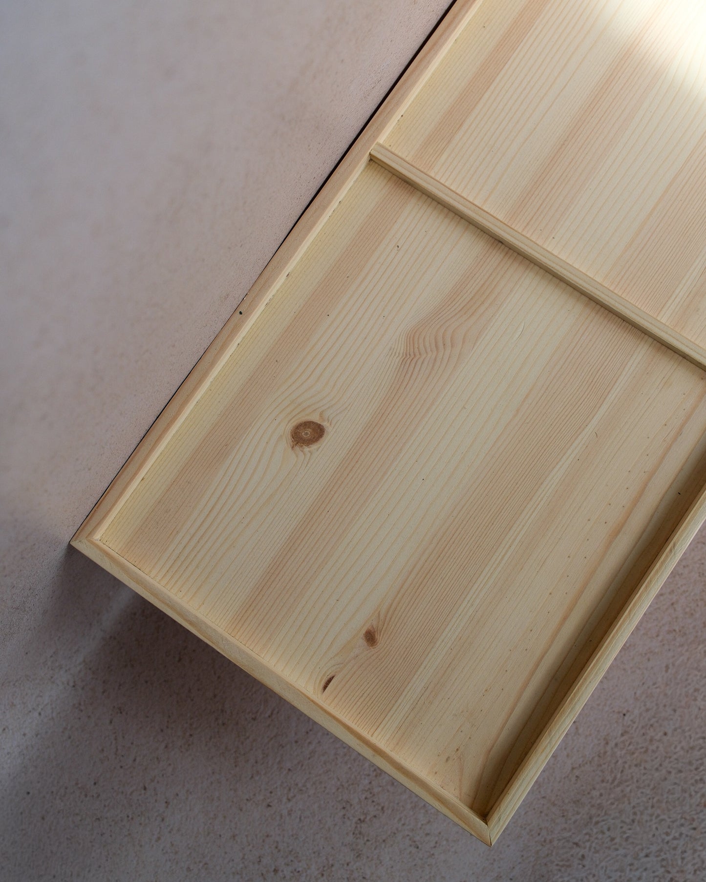 Raised Bowl Stand - Scandic